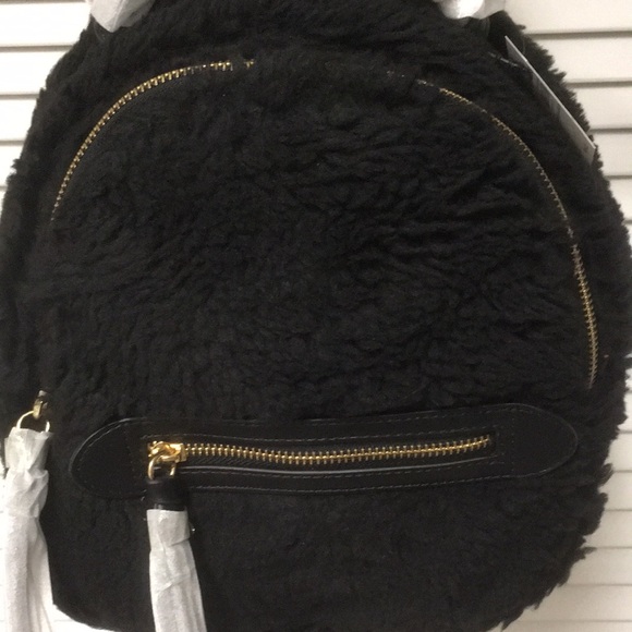 Express, Black, Faux Fur Backpack - Picture 5 of 9